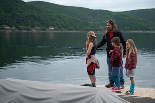 Auch junge Besucherinnen waren zu Gast am Rursee. image-198